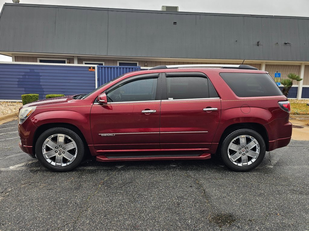 2016 GMC Acadia Denali's photo