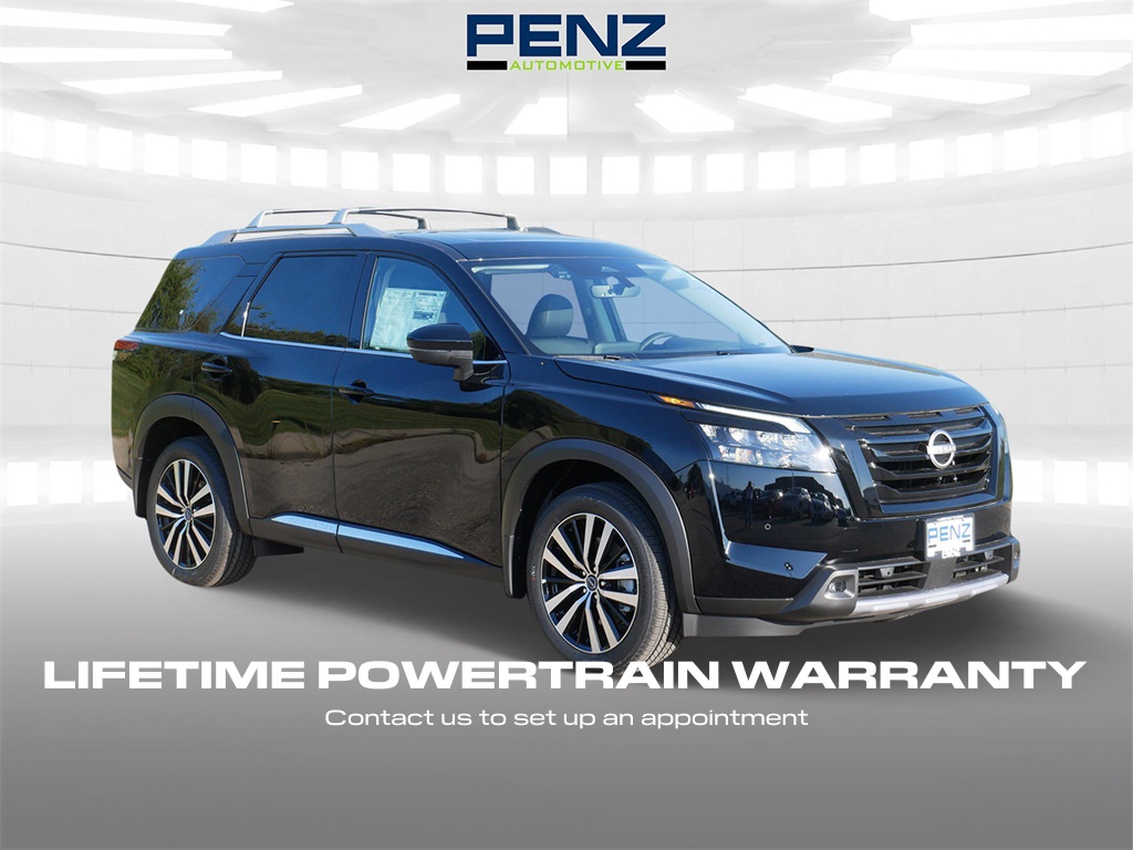 2025 Nissan Pathfinder Platinum's photo