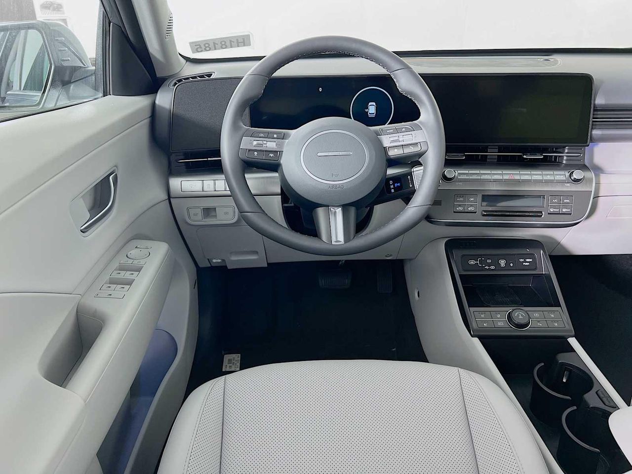 2026 Hyundai Kona Limited photo 4
