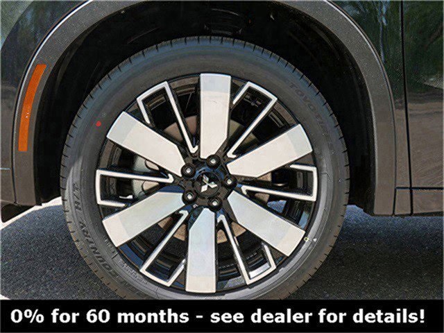 2025 Mitsubishi Outlander Platinum photo 3