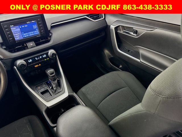 2022 Toyota RAV4 XLE photo 21