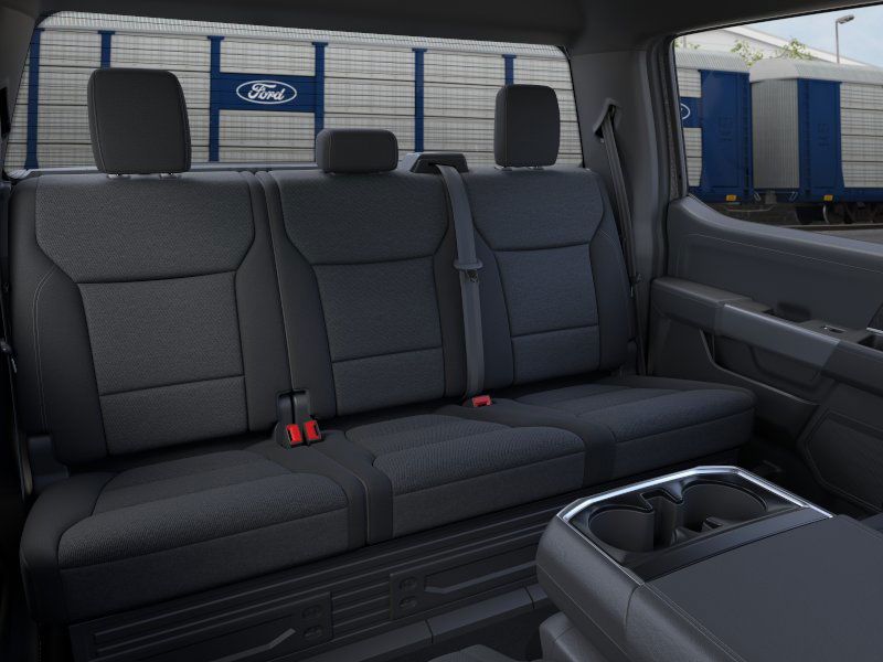 2025 Ford F-150 XLT photo 11
