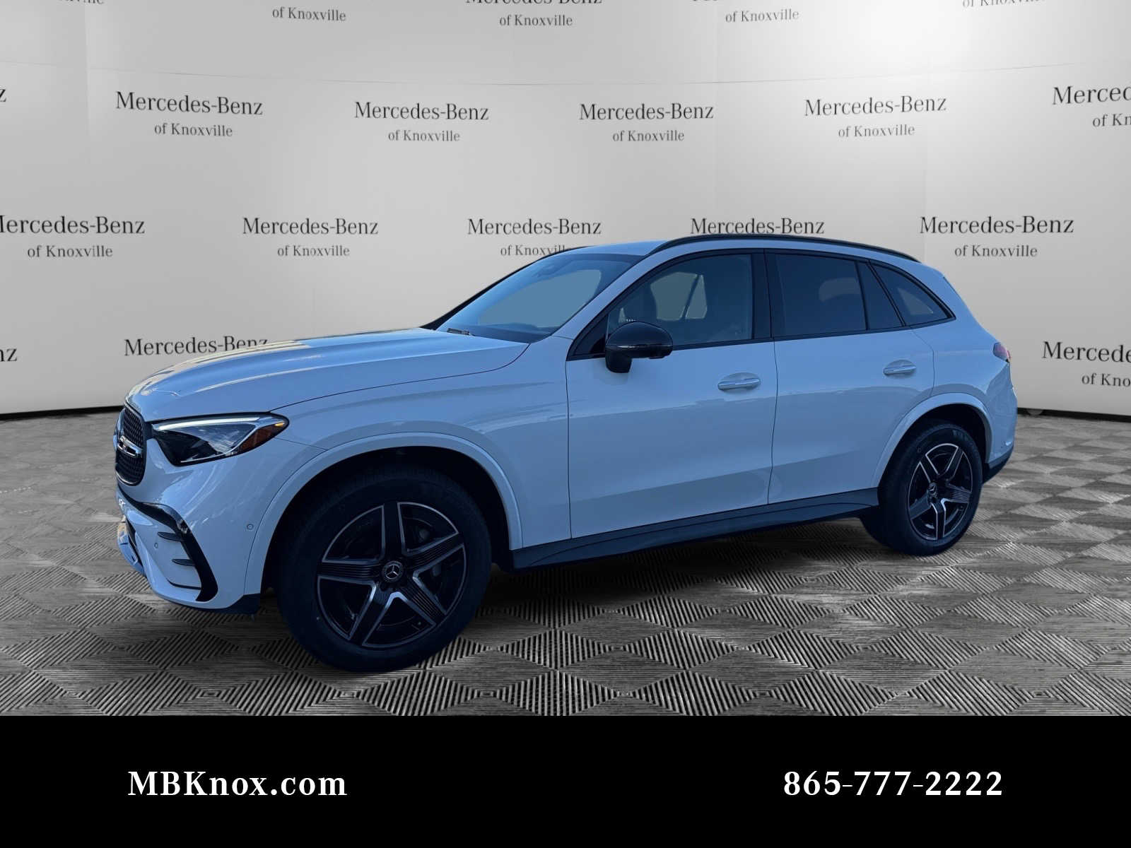 2025 Mercedes-Benz GLC Base's photo