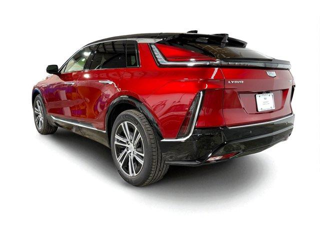 2025 Cadillac Lyriq Luxury photo 2