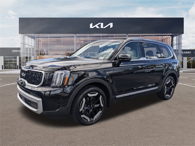 2023 Kia Telluride EX photo 3