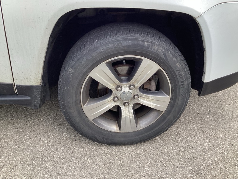 2017 Jeep Compass High Altitude photo 9
