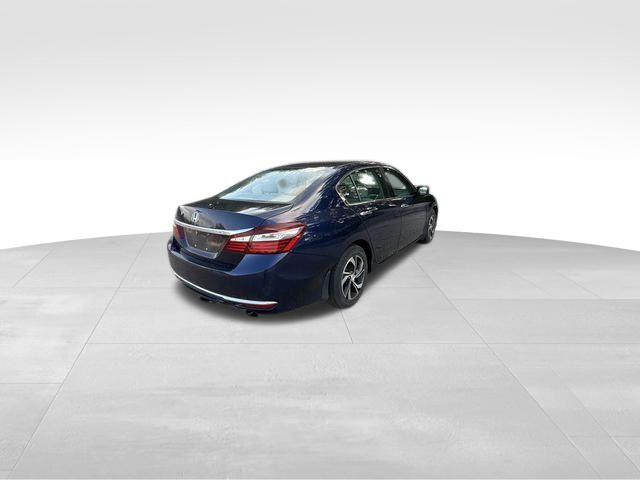 2017 Honda Accord LX photo 13