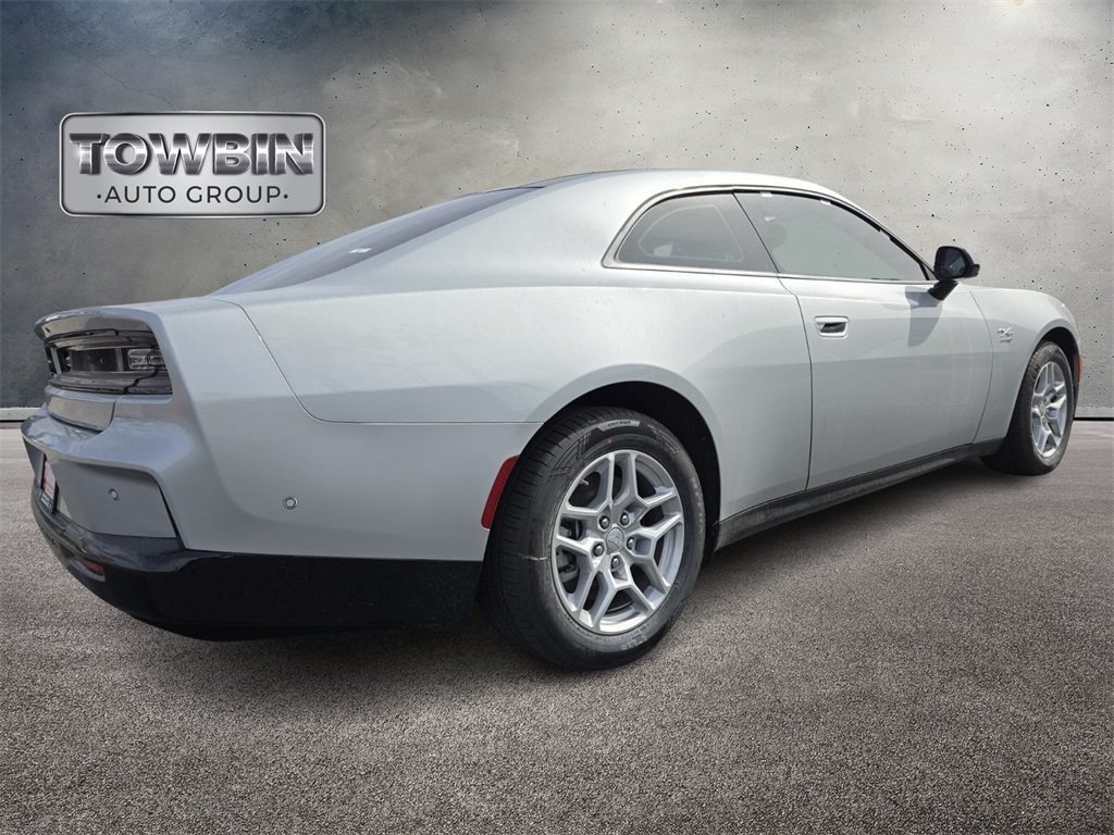 2025 Dodge Charger R/T photo 3