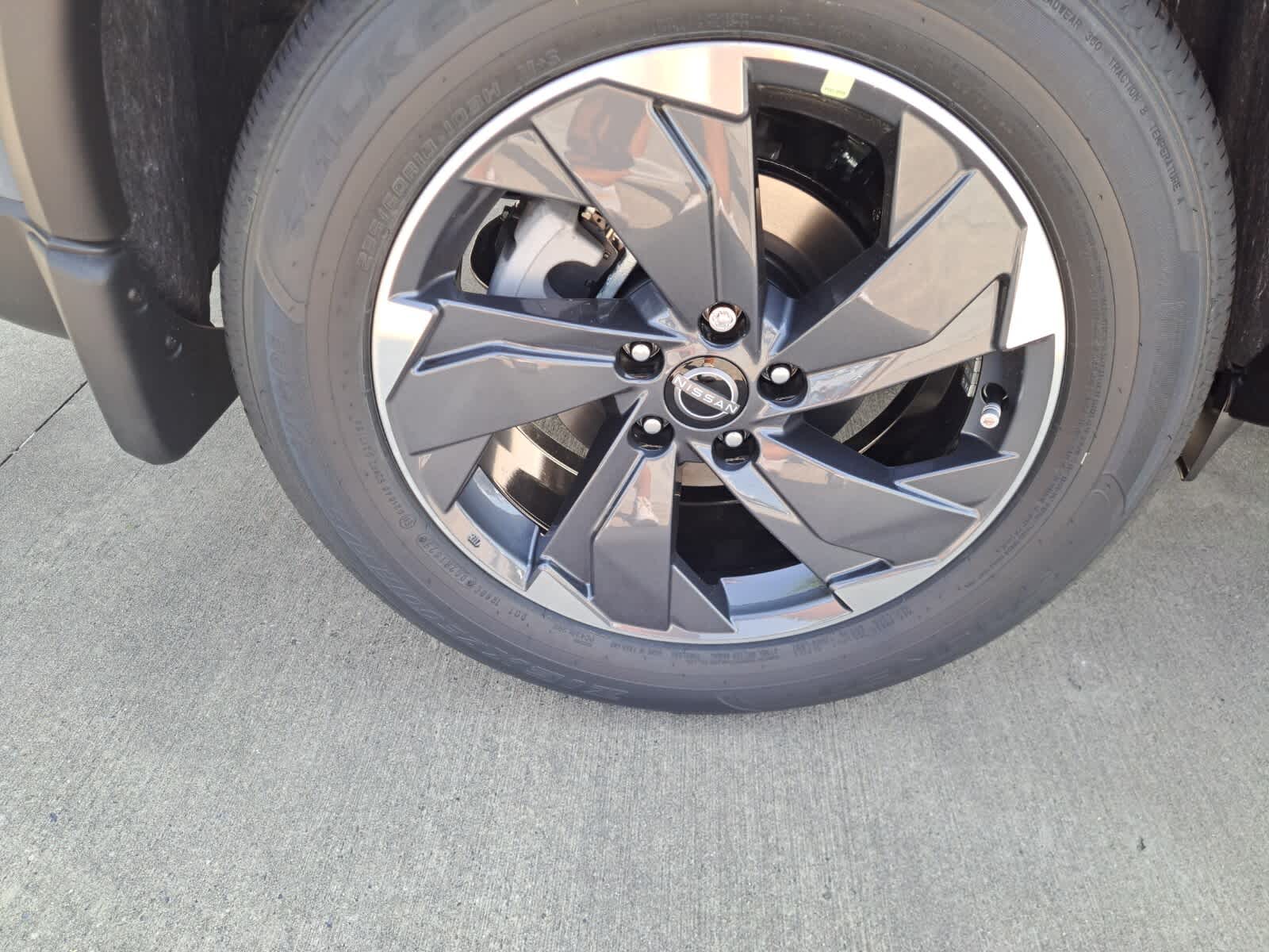 2026 Nissan Rogue SV photo 21