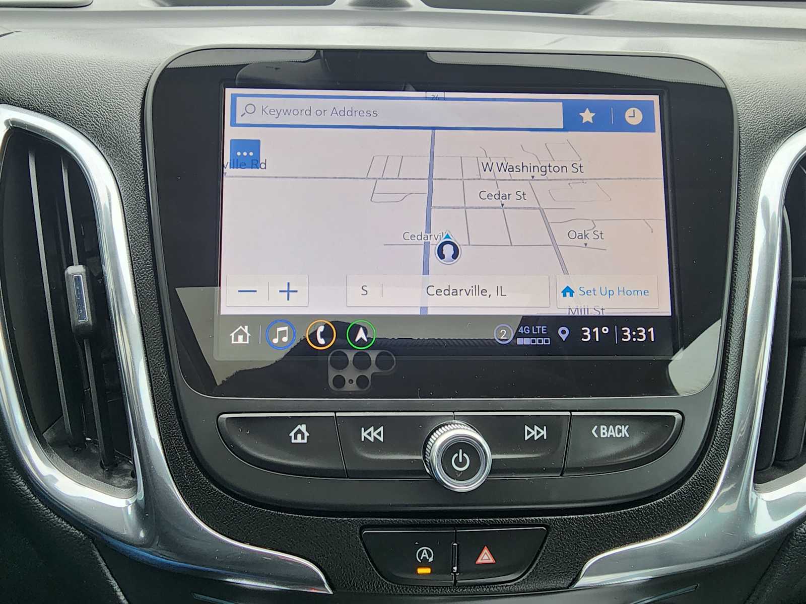 2022 Chevrolet Equinox LT photo 3