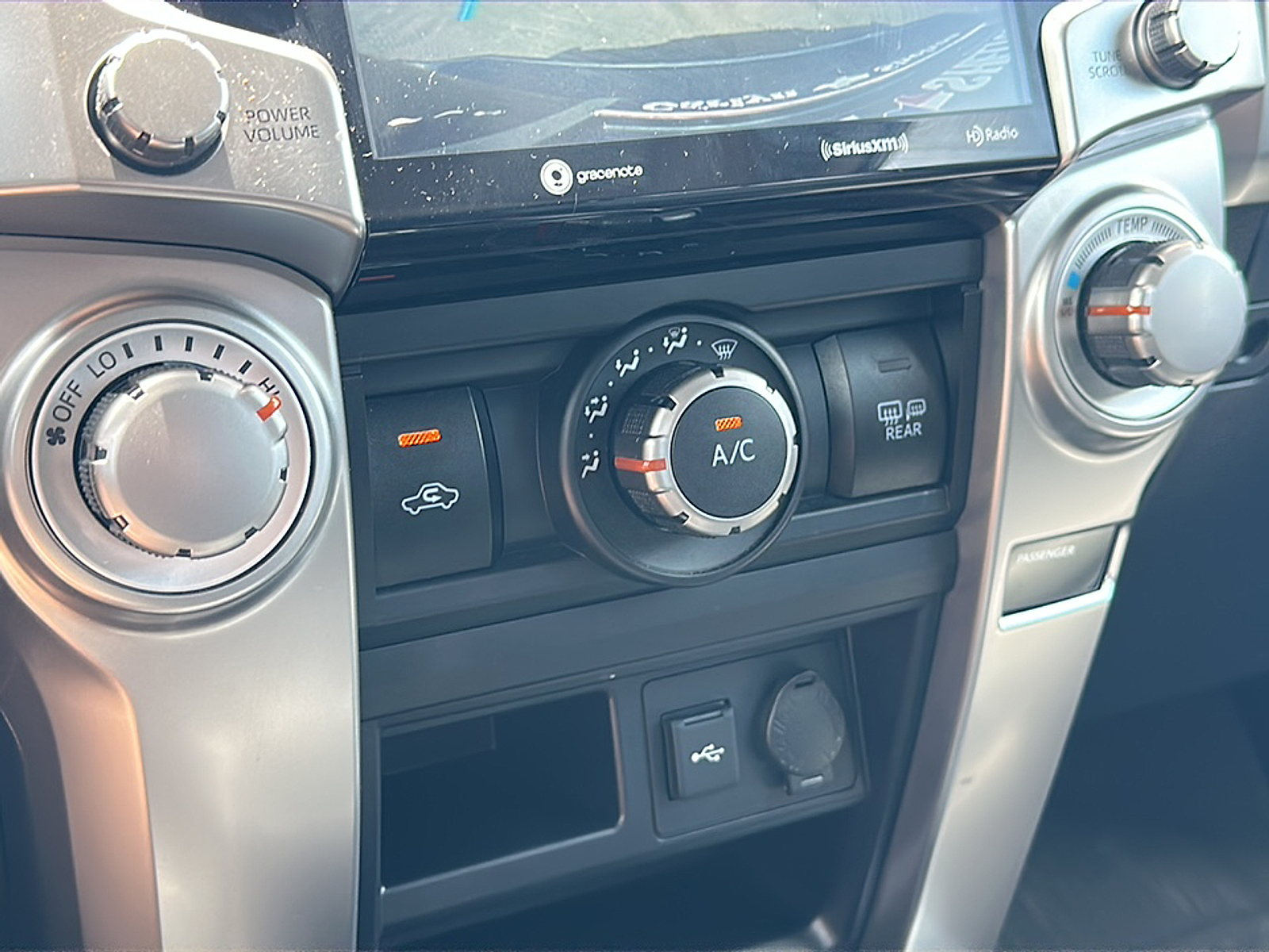 2021 Toyota 4Runner SR5 Premium photo 15