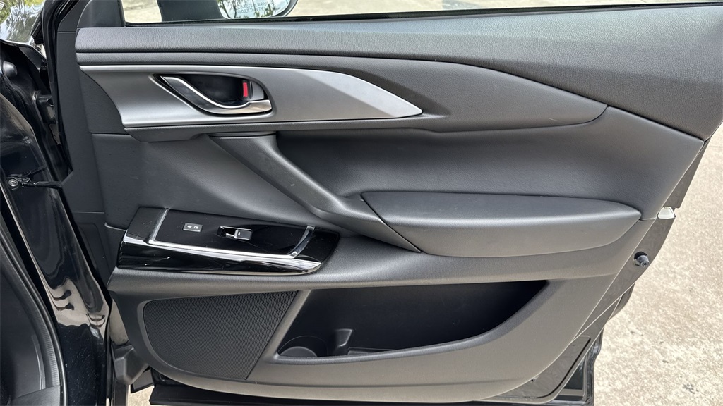 2023 Mazda CX-9 Touring photo 43
