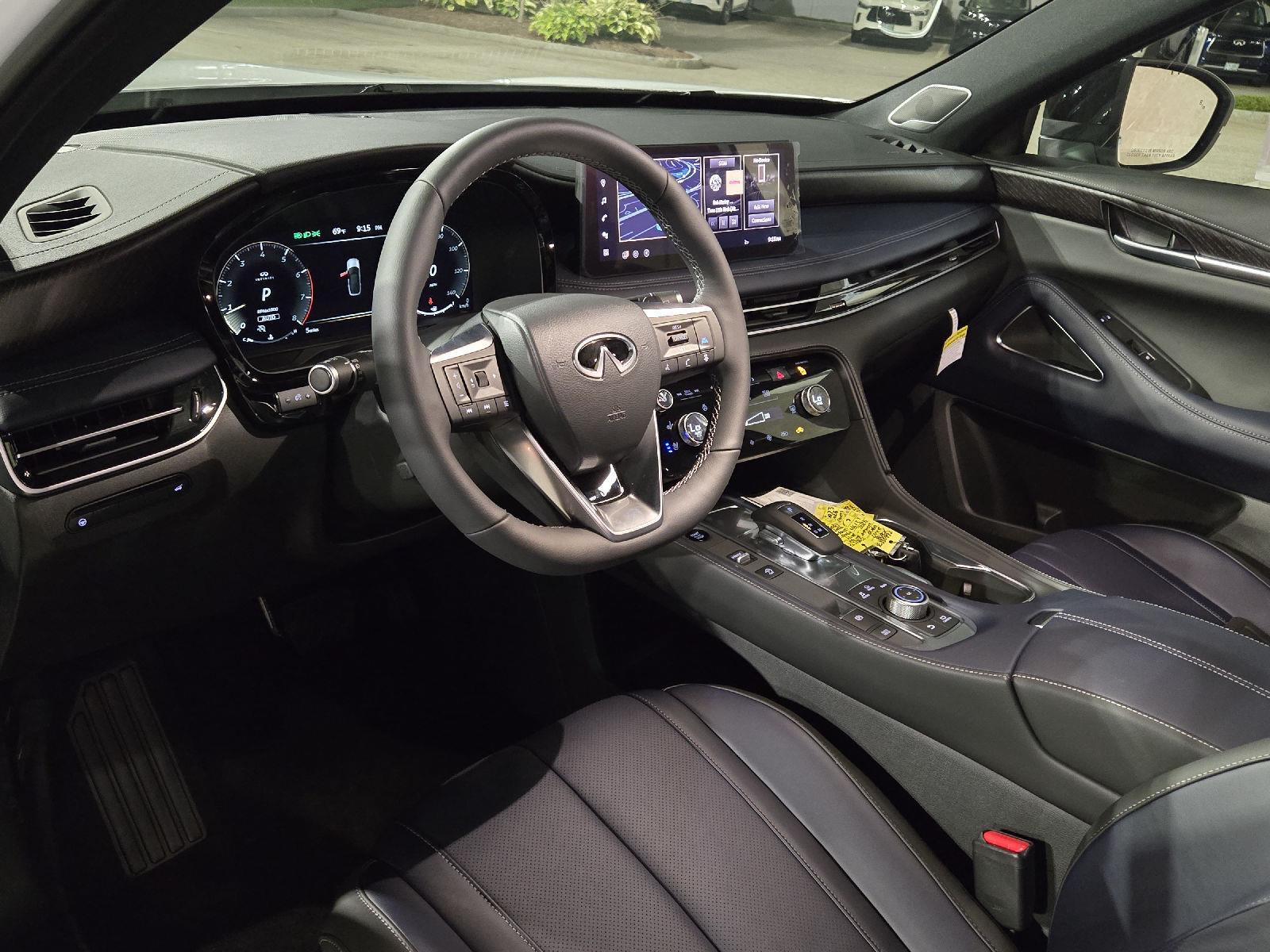 2026 Infiniti QX60 AWD photo 3