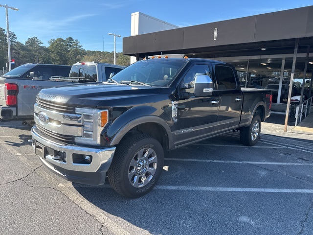 2019 Ford F-350 Super Duty King Ranch's photo