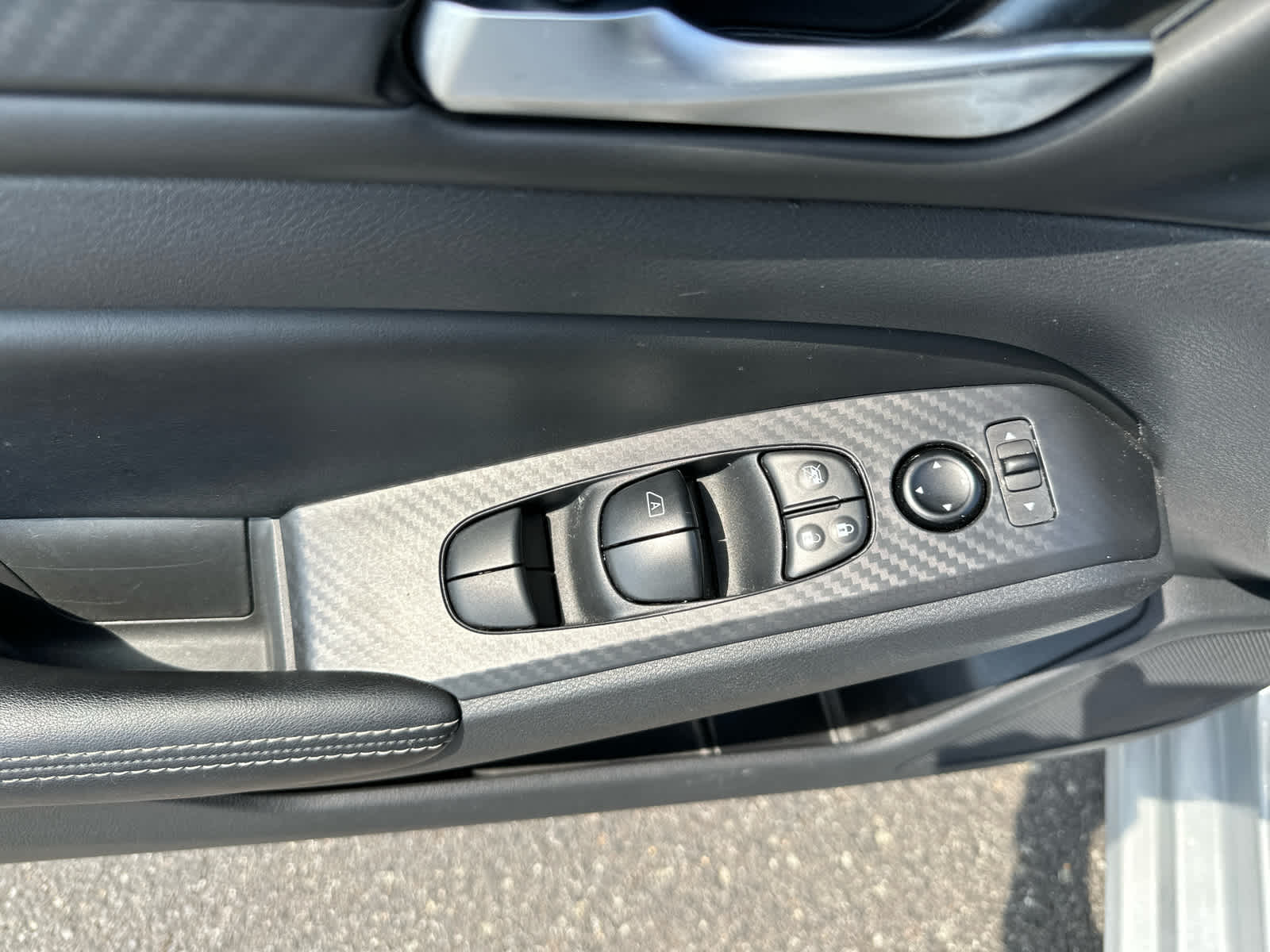 2024 Nissan Altima 2.5 SV photo 10