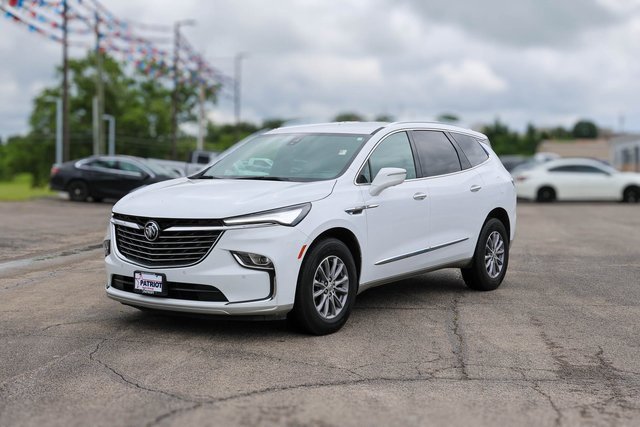 Used 2024 Summit White Buick Premium image 2