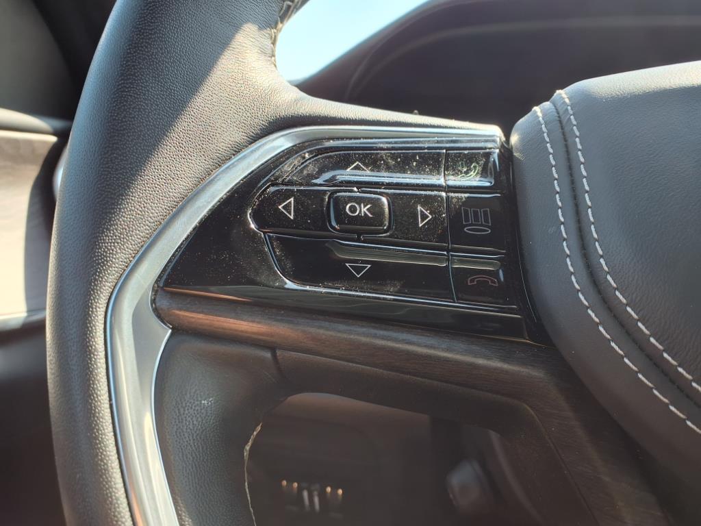 2022 Jeep Grand Cherokee Overland photo 22