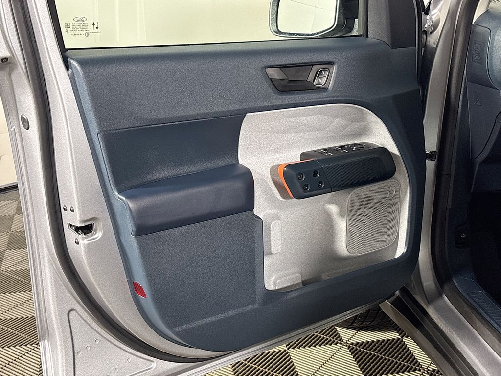 2024 Ford Maverick XLT photo 10
