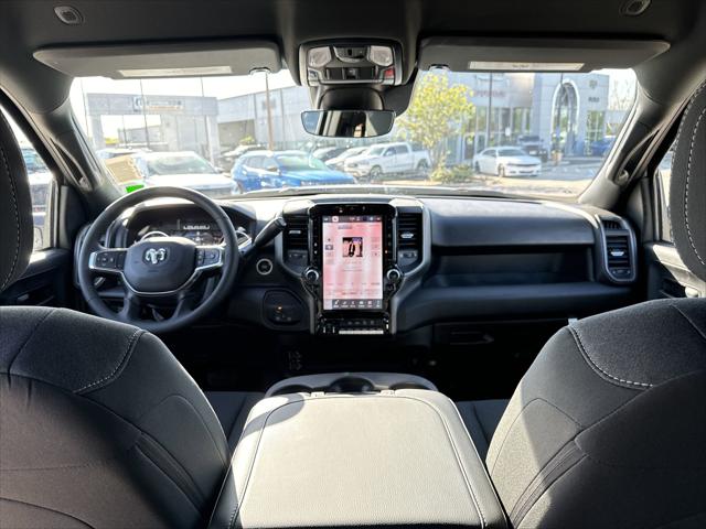 2025 Ram 2500 Tradesman photo 17