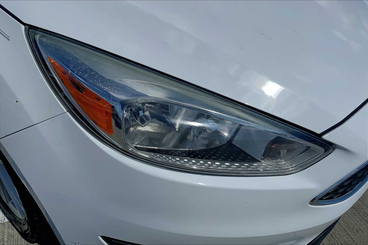 2016 Ford Focus SE photo 22