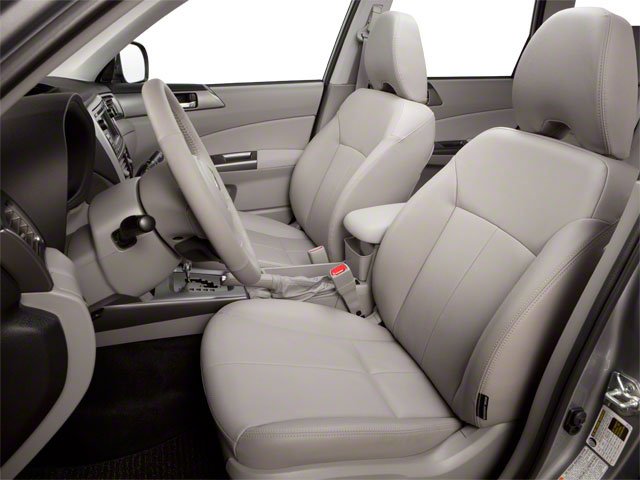 2010 Subaru Forester 2.5X Limited photo 8