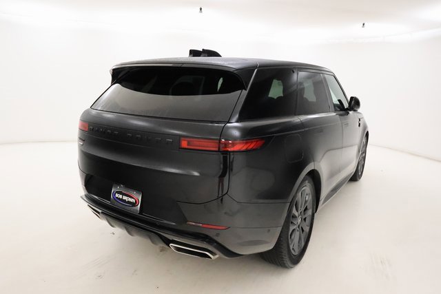 2024 Land Rover Range Rover Sport SE photo 3