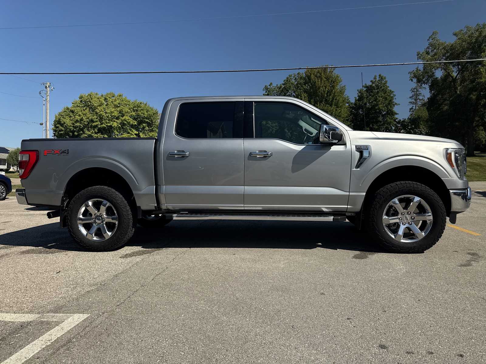 2023 Ford F-150 Lariat photo 4
