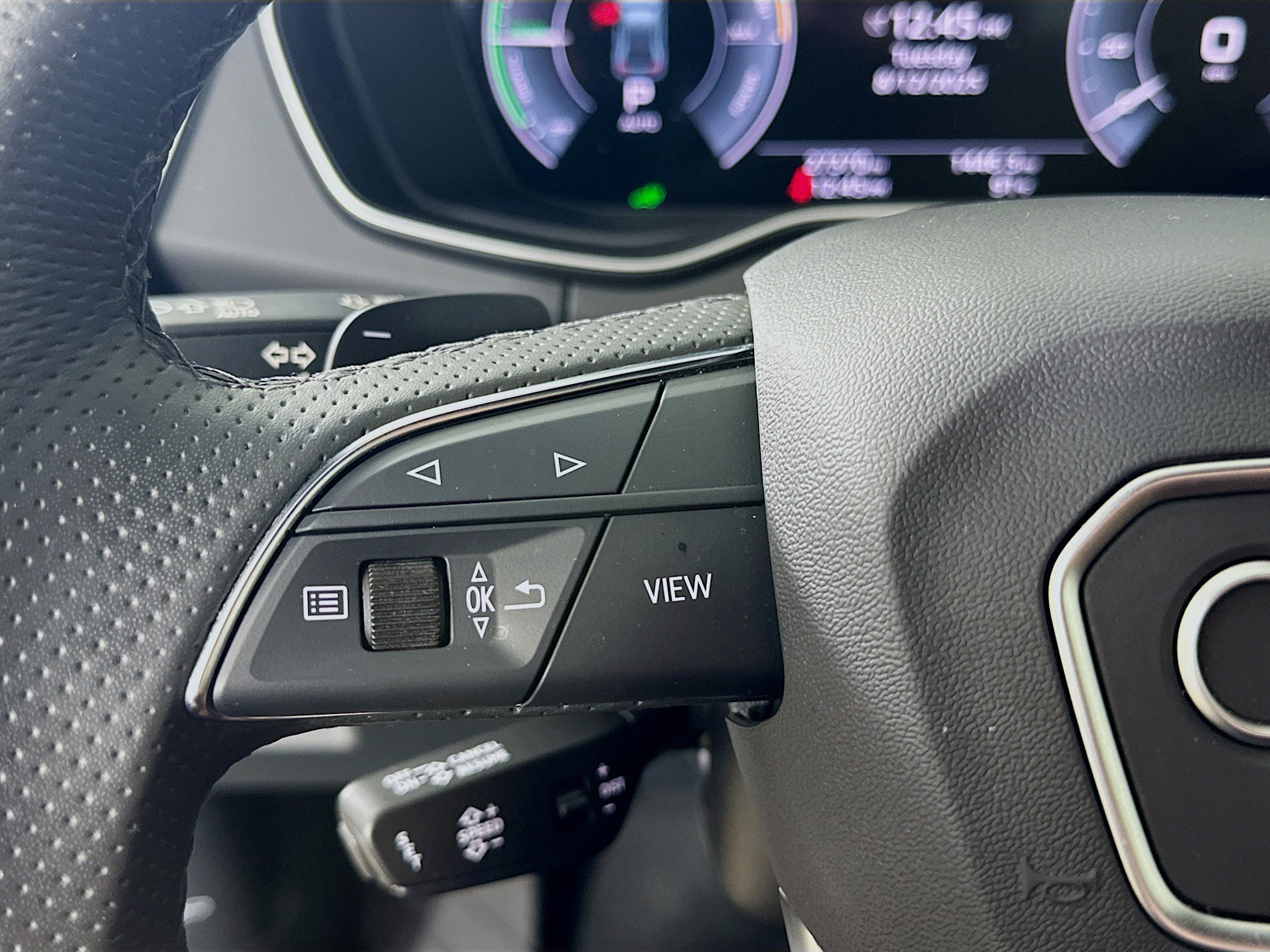 2024 Audi Q5 55 Premium Plus photo 11