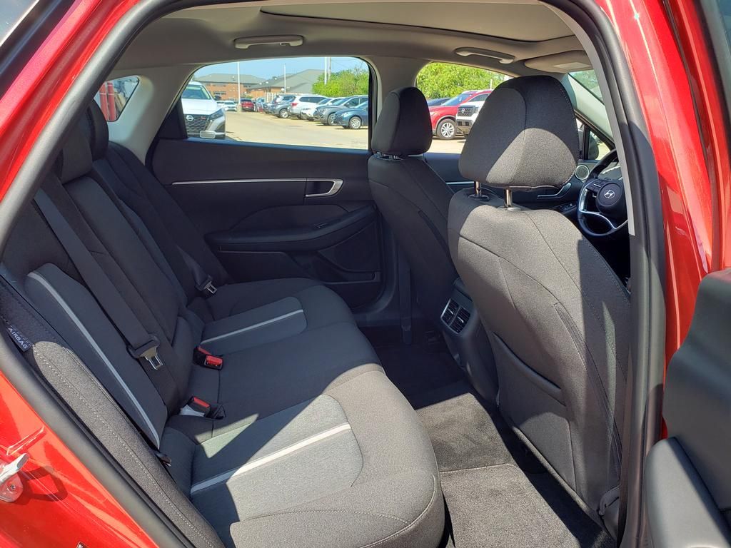2020 Hyundai Sonata SEL photo 20