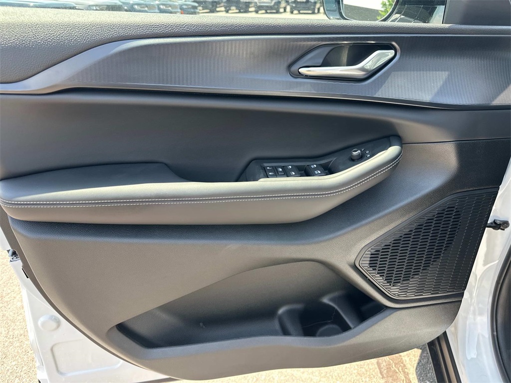 2025 Jeep Grand Cherokee Altitude X photo 16