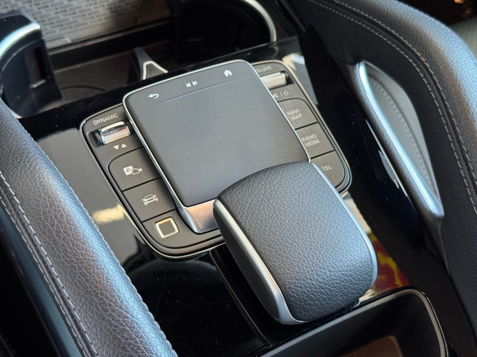 2025 Mercedes Benz GLE 350 4MATIC photo 34