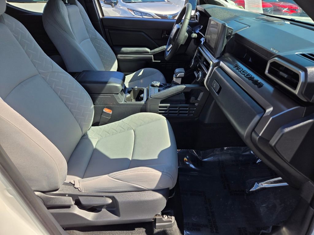 2024 Toyota Tacoma SR5 4x4 Double Cab Short Bed photo 15
