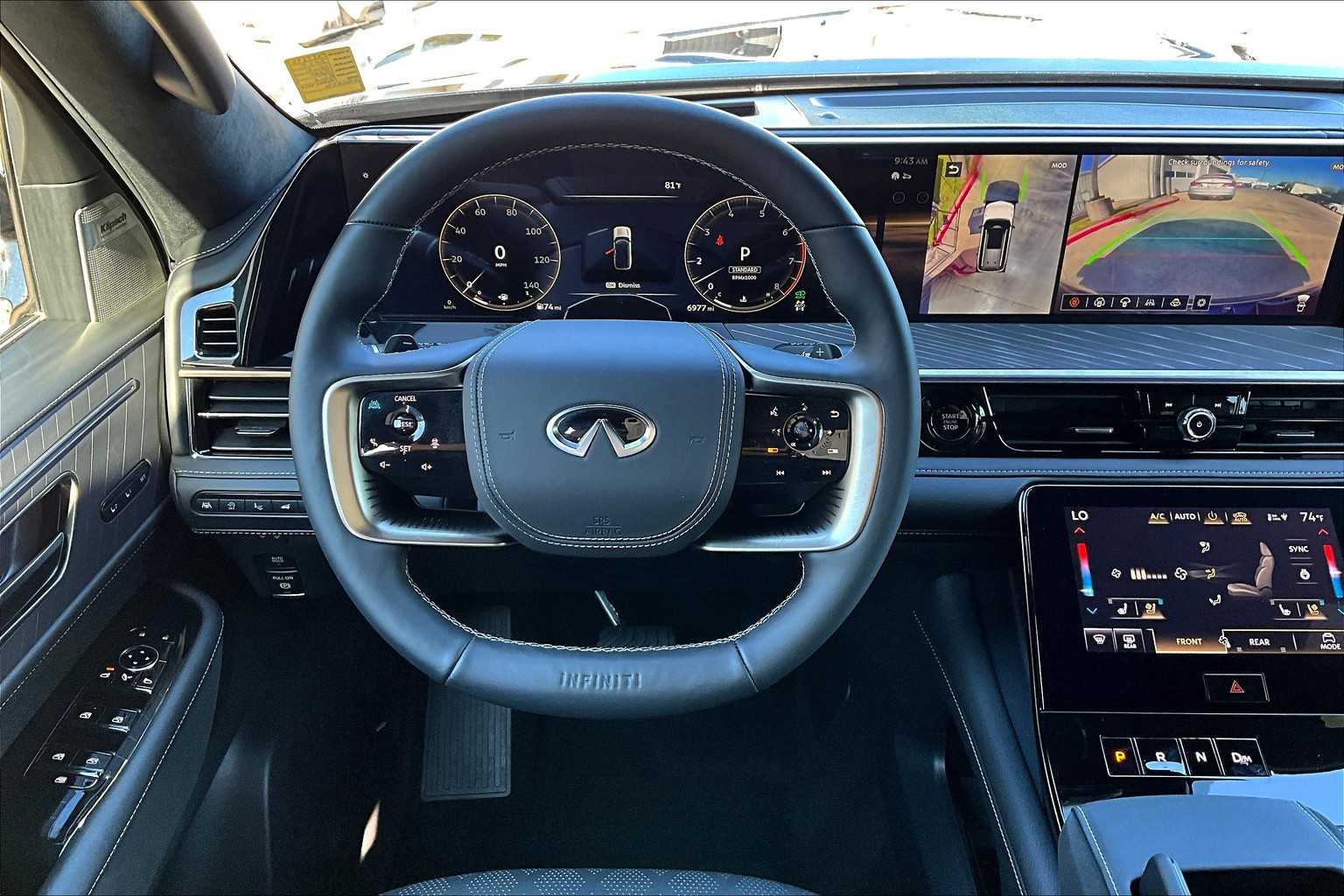 2025 Infiniti QX80 photo 5