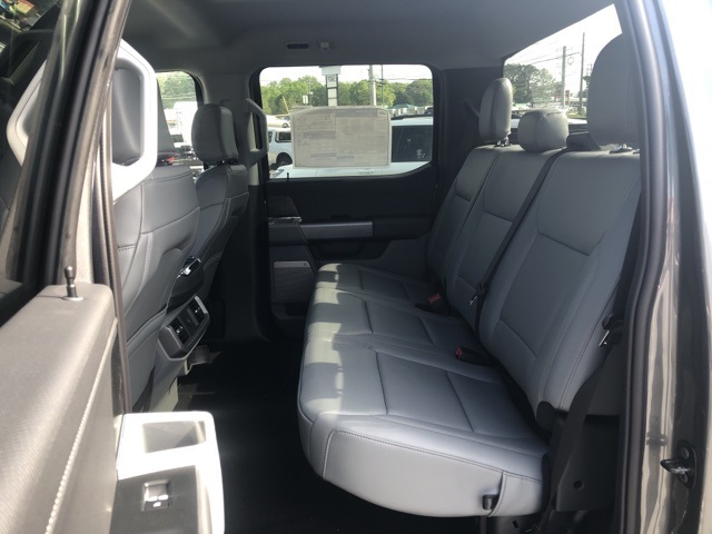 2025 Ford F-150 Lightning photo 21