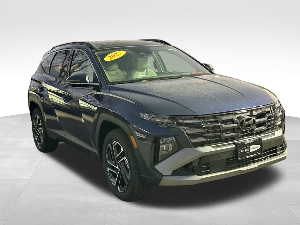 2025 Hyundai Tucson Limited photo 3