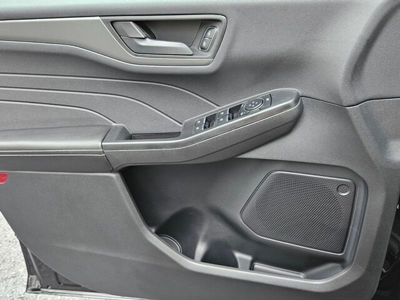 2025 Ford Escape Active photo 24