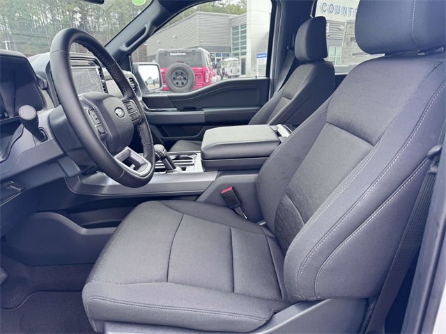 2025 Ford F-150 XLT photo 11