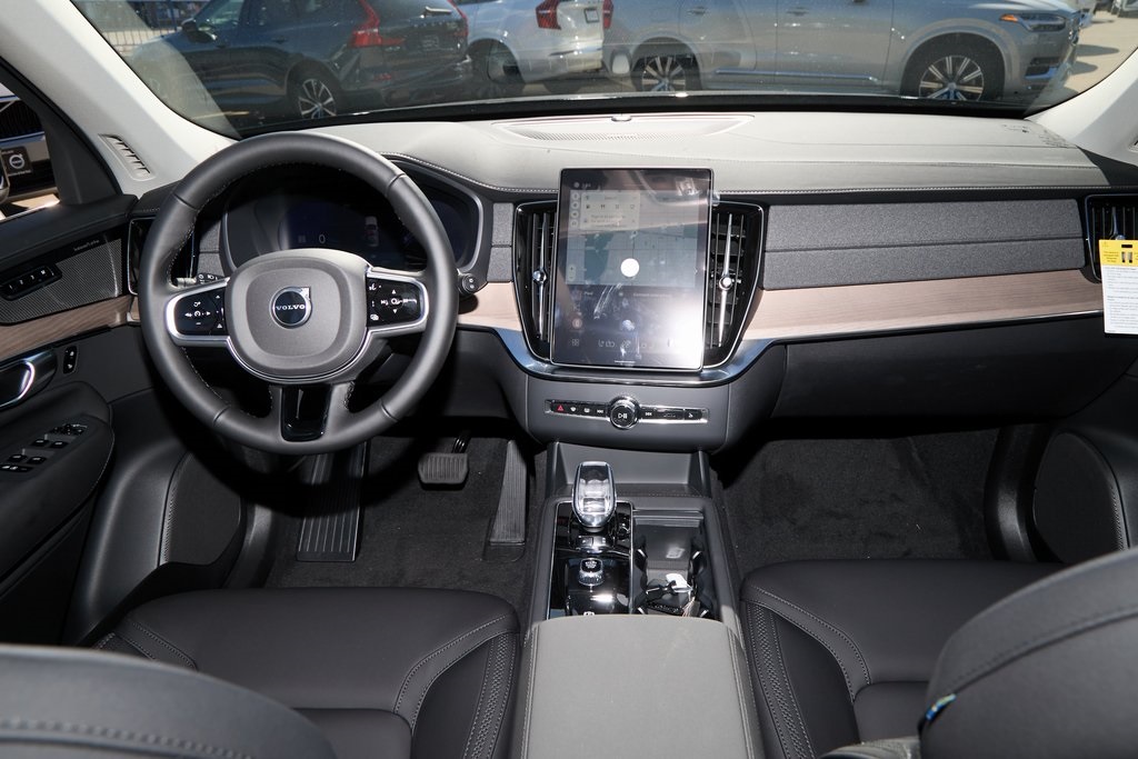 2026 VOLVO XC90 - Image 31