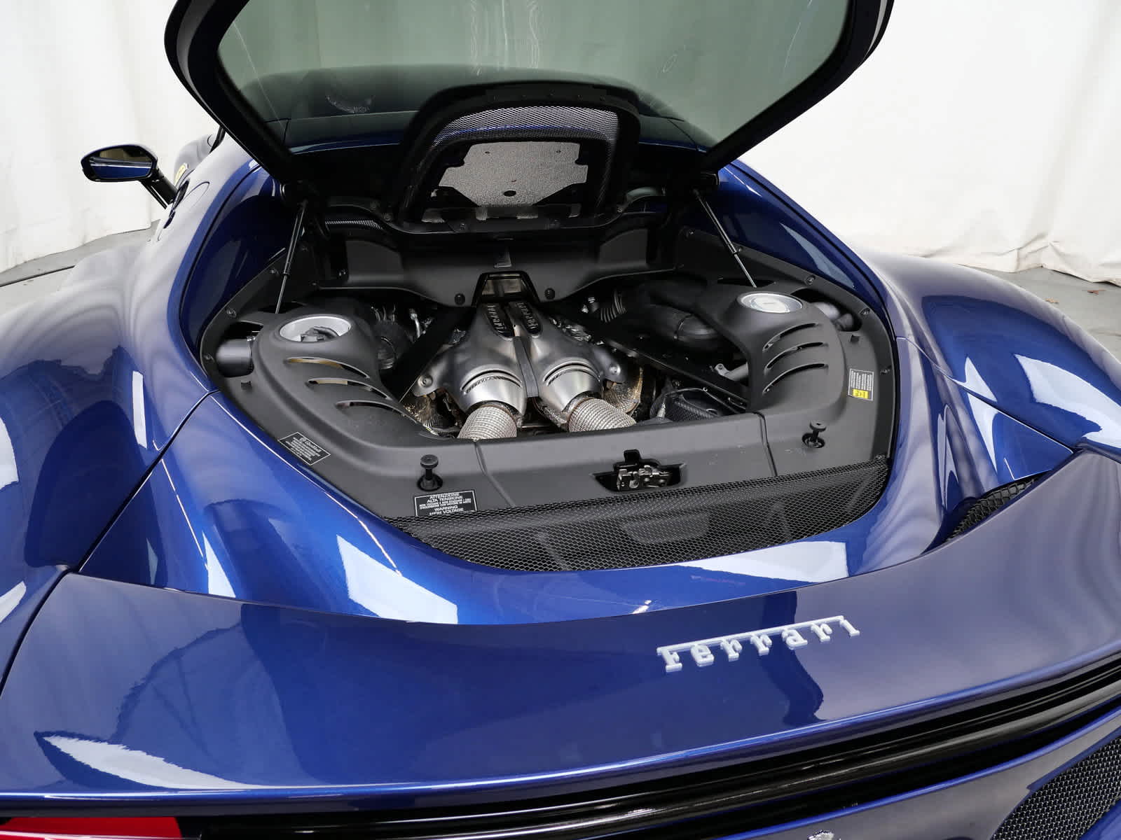 2023 Ferrari 296 GTB photo 28
