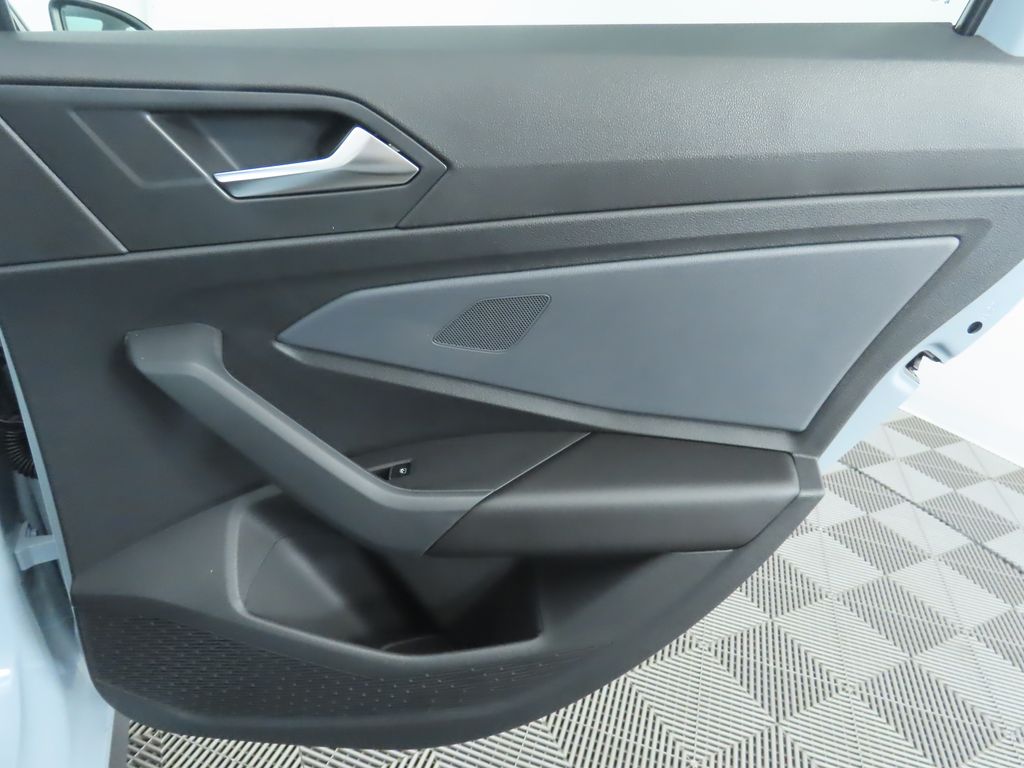 2026 Volkswagen Jetta GLI 2.0T Autobahn photo 22