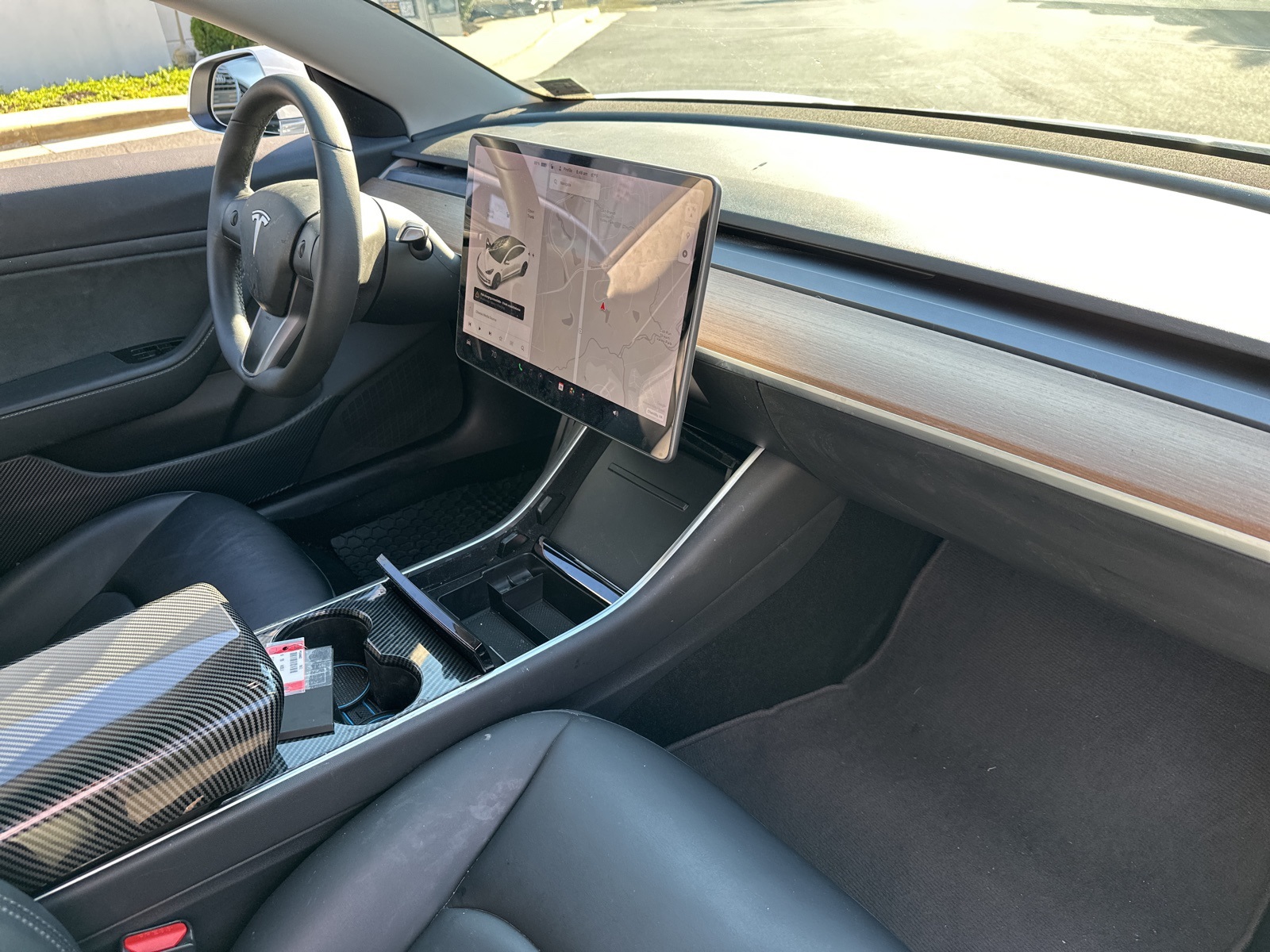 2019 Tesla Model 3 Standard Range Plus photo 22