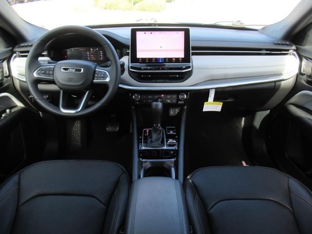 2024 Jeep Compass Limited photo 13