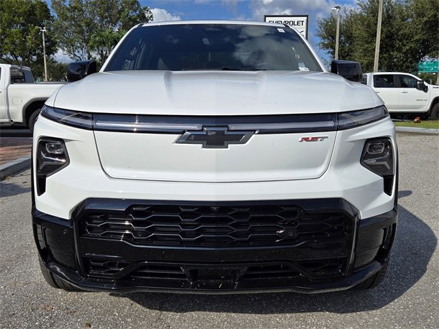 2024 Chevrolet Silverado EV RST photo 3