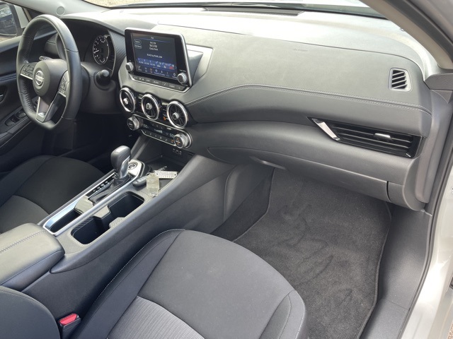 2023 Nissan Sentra SV photo 16