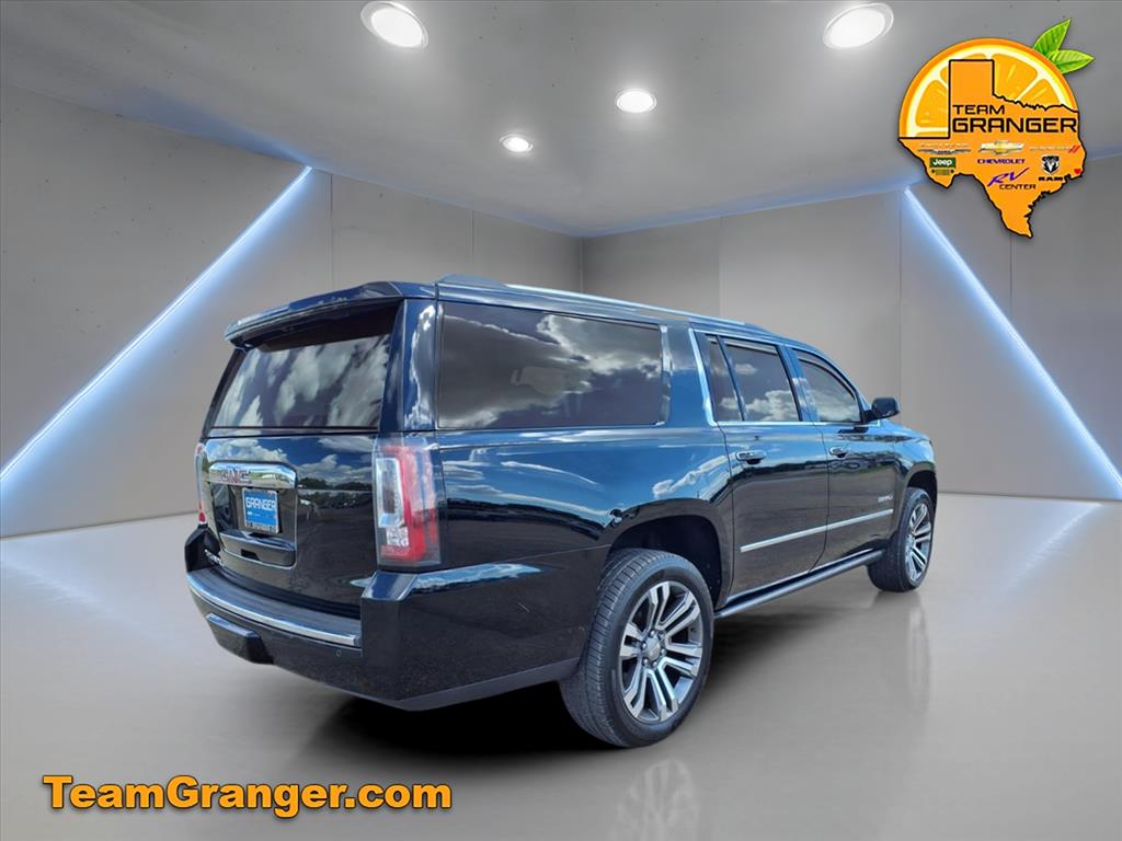 2020 Gmc Yukon XL Denali photo 2