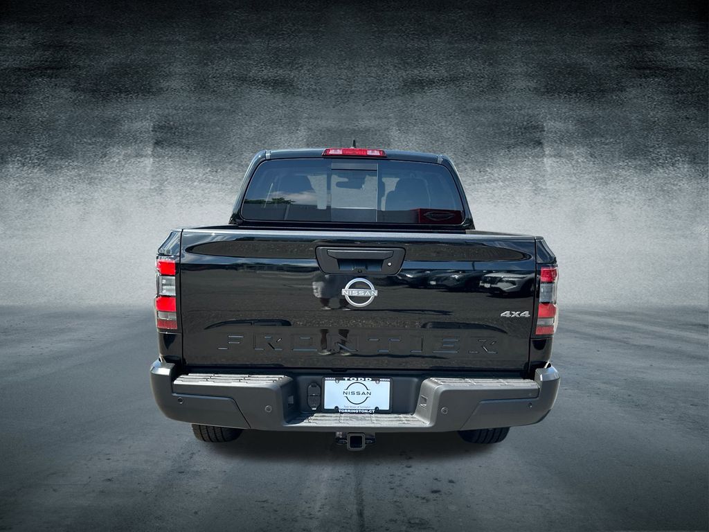 2025 Nissan Frontier S photo 2