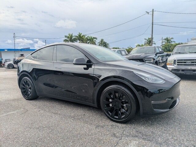 2021 Tesla Model Y Long Range photo 8