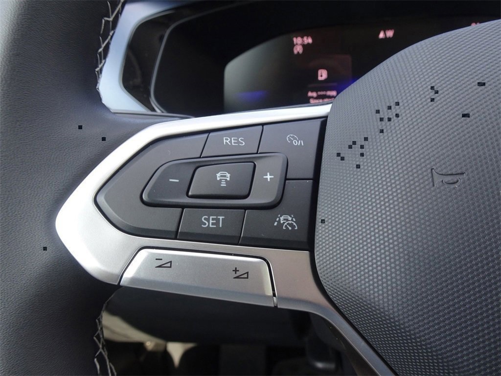 2024 Volkswagen Taos SE photo 19