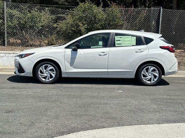 2025 Subaru Impreza Base photo 9
