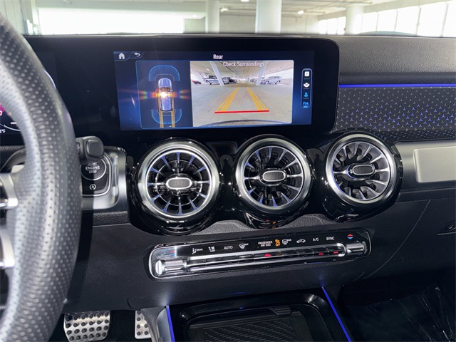 2024 Mercedes Benz GLB 250 photo 27